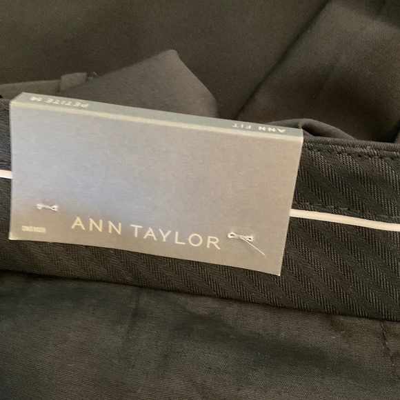 NWT Ann Taylor Ann Fit Trouser Leg Black Pants Classic suiting career basic 14 P - Picture 14 of 14